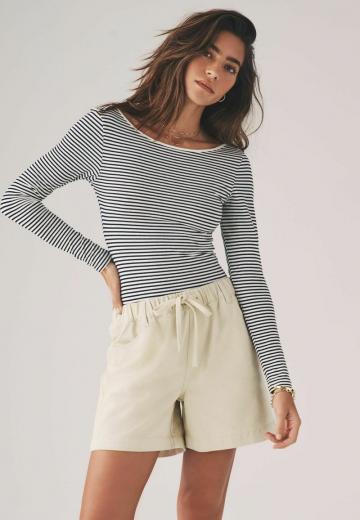 Джинсовые шорты