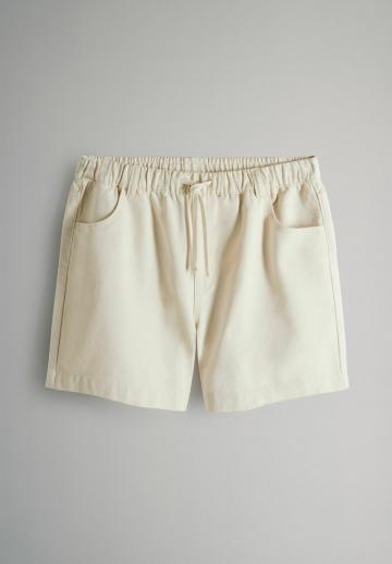 Джинсовые шорты