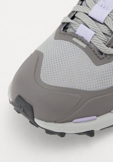 Беговые кроссовки