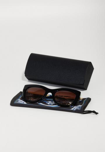 Солнечные очки