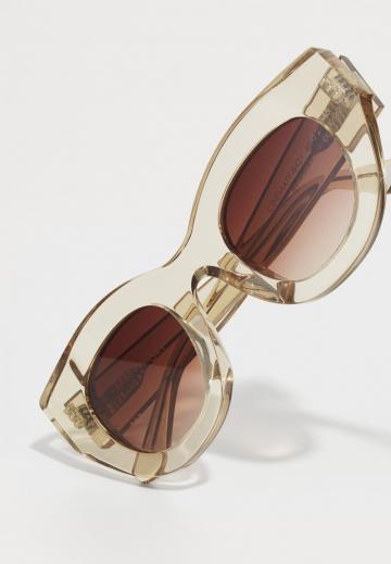 Солнечные очки