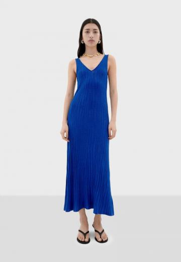 Вязаное платье