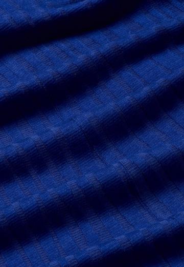 Вязаное платье