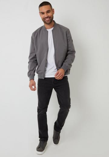 Куртка бомбер