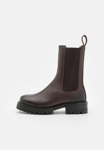 Ботинки челси