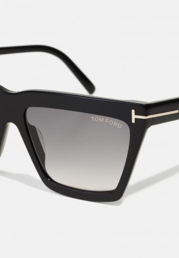 Солнечные очки