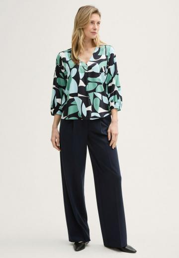 Атласная блузка