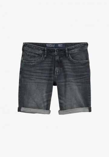 Узкие джинсы