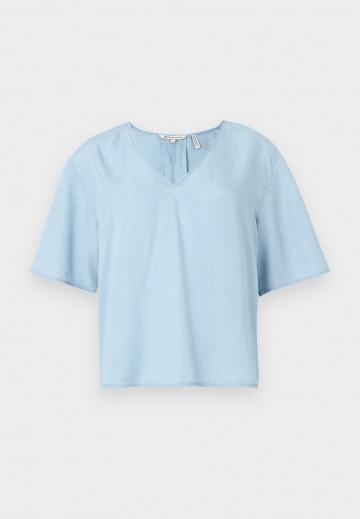 Джинсовая блузка