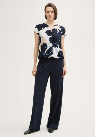 Атласная блузка