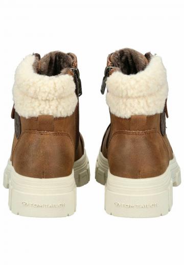 Ботинки на шнуровке