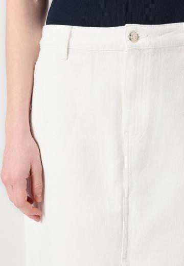 Юбка с накладными карманами