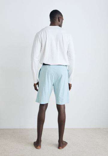 Пижама с шортами