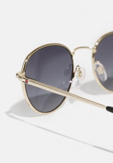 Солнечные очки