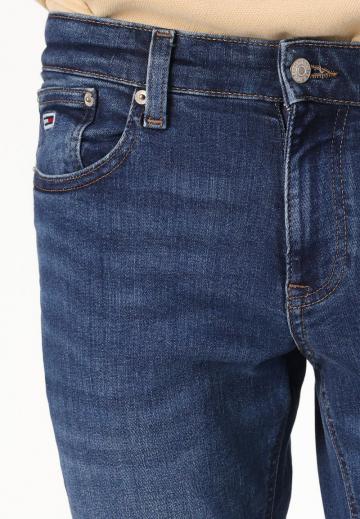Узкие джинсы