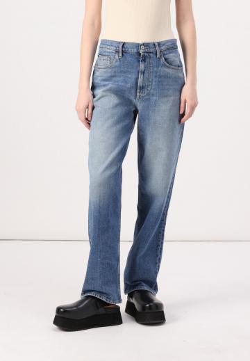 Прямые джинсы