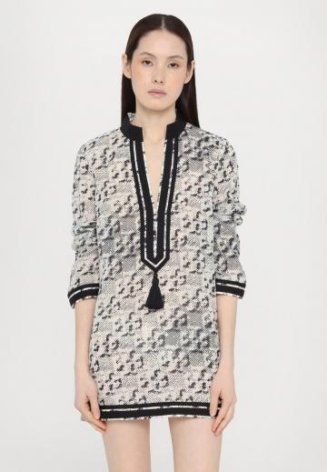 Короткое платье