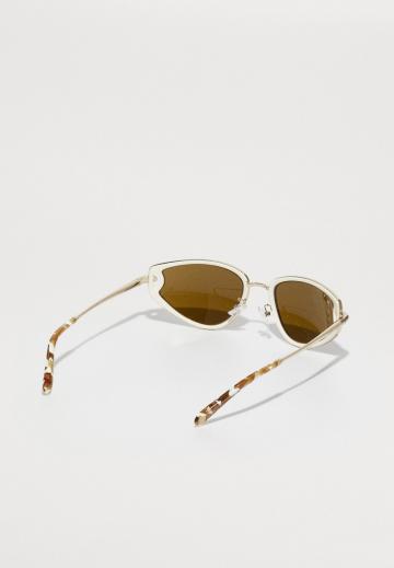 Солнечные очки