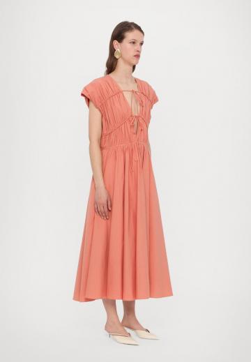 Длинное платье