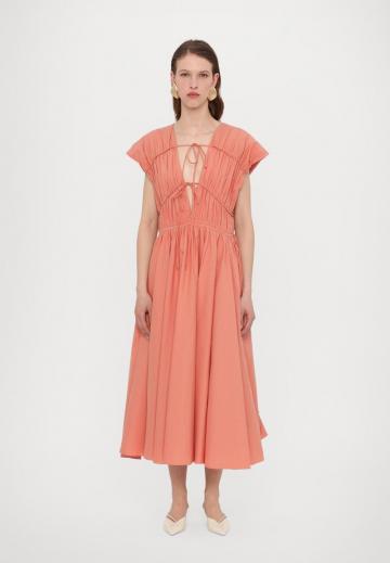 Длинное платье