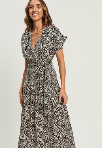 Летнее платье