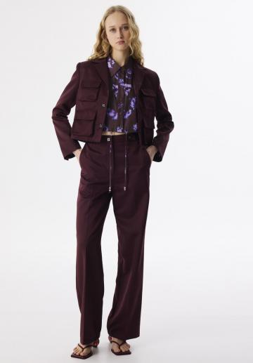 Блейзер с накладными карманами