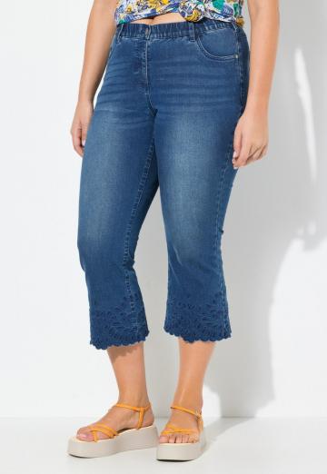 Короткие джинсы