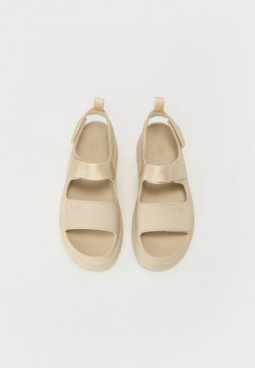 Босоножки на платформе