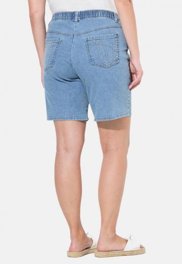 Джинсовые шорты
