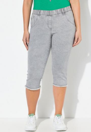 Короткие джинсы