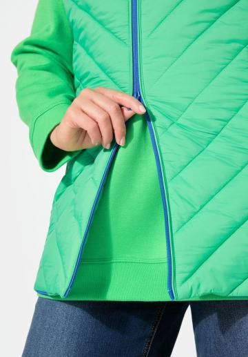 Длинный жилет