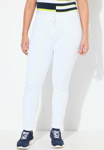 Узкие джинсы