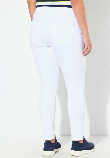 Узкие джинсы