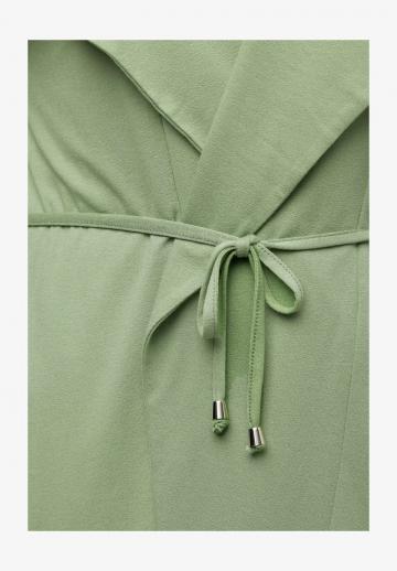 Длинный жилет