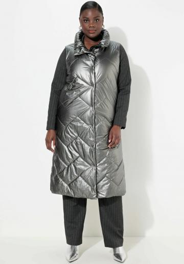 Длинный жилет