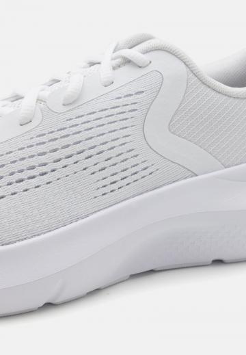 Беговые кроссовки