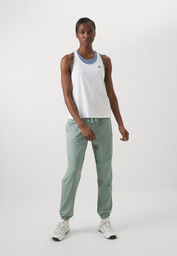 Спортивный топ