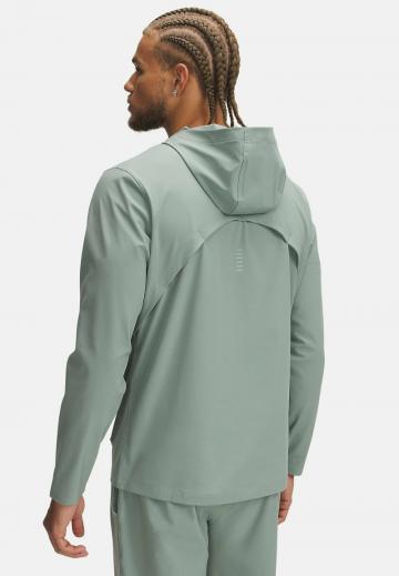 Спортивная куртка