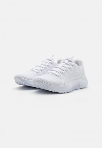 Тренировочные кроссовки