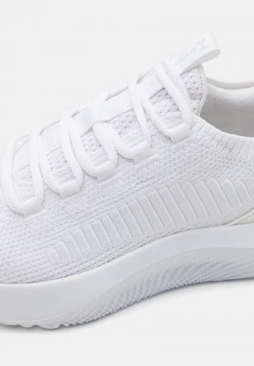 Тренировочные кроссовки