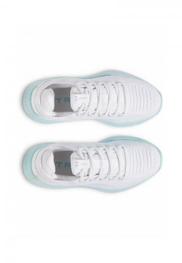 Тренировочные кроссовки