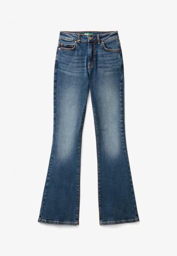 Клешеные брюки