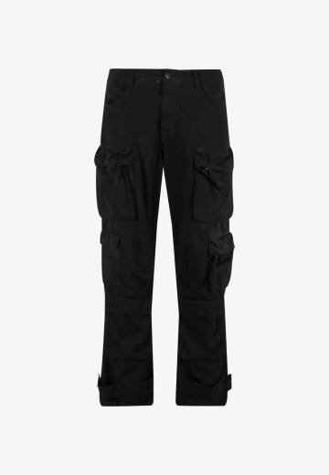 Брюки с накладными карманами