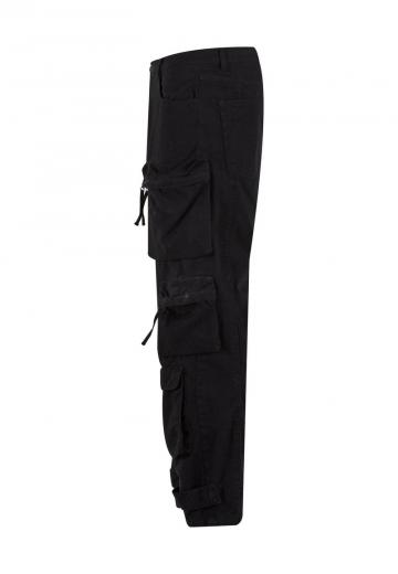 Брюки с накладными карманами