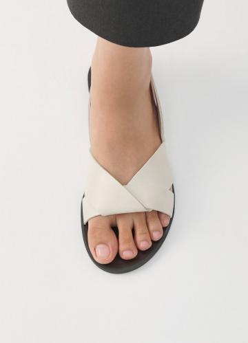 Гандбольные кроссовки