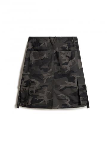 Юбка с накладными карманами