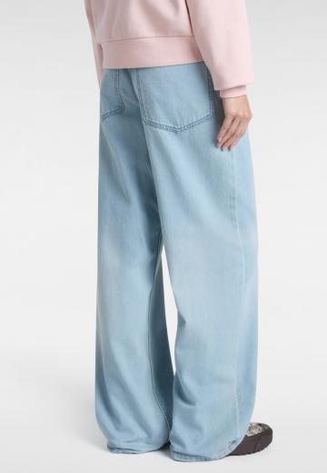 Свободные джинсы