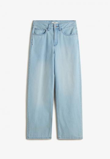 Свободные джинсы