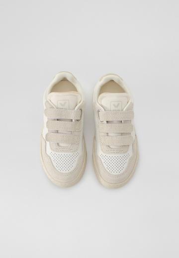 Детская обувь