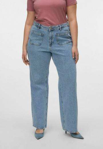 Прямые джинсы
